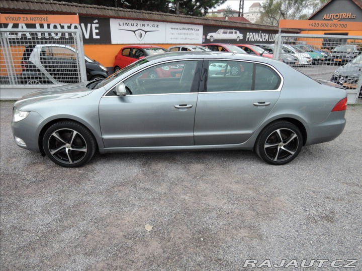 Škoda Superb 2,0 TDi 125kW ČR Elegance 2009