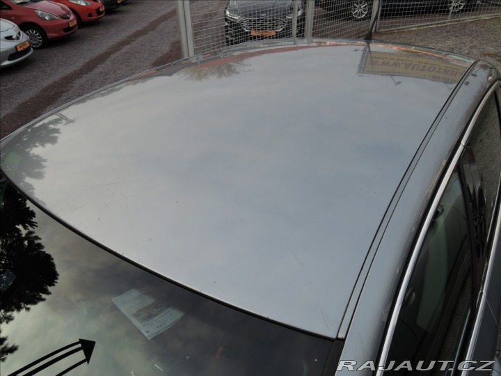 Škoda Superb 2,0 TDi 125kW ČR Elegance 2009