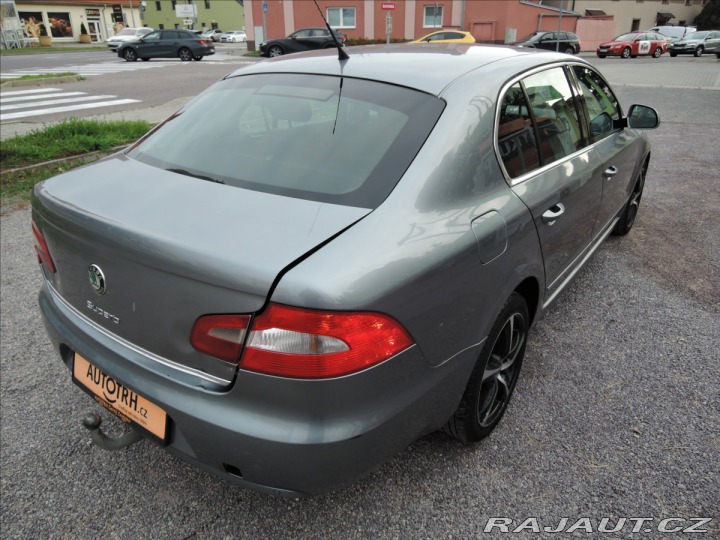 Škoda Superb 2,0 TDi 125kW ČR Elegance 2009