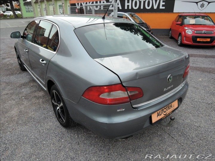 Škoda Superb 2,0 TDi 125kW ČR Elegance 2009