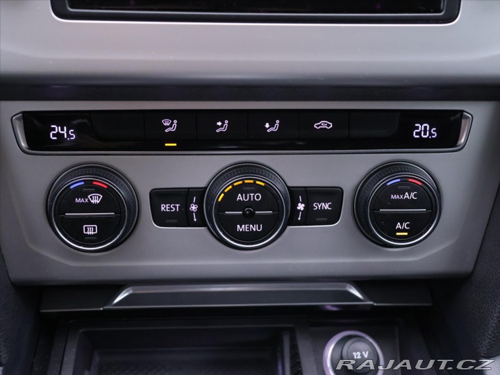 Volkswagen Passat 2,0 TDI 110kW DSG Comfort 2015