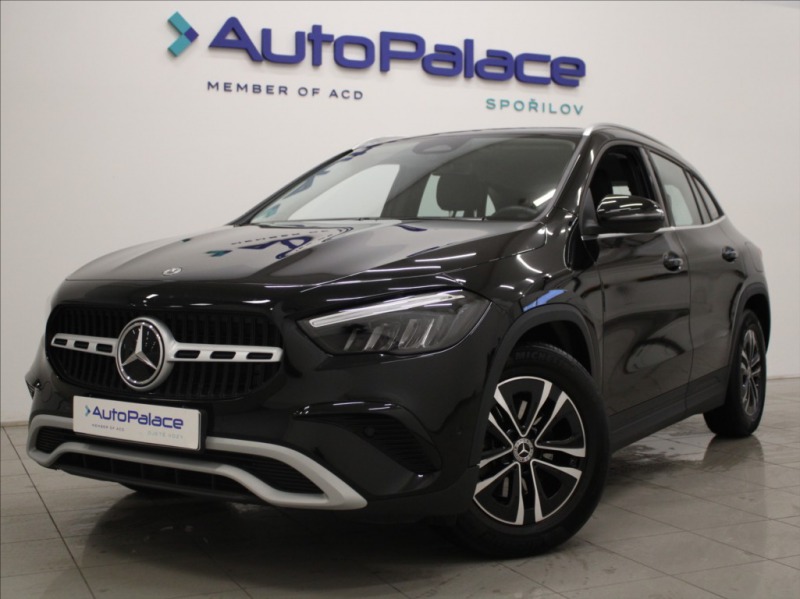 Mercedes-Benz GLA 2,0 200D 4Matic 1.maj.ČR.