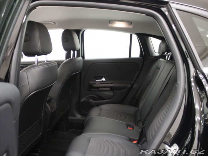 Mercedes-Benz GLA 2,0 200D 4Matic 1.maj.ČR. 2023