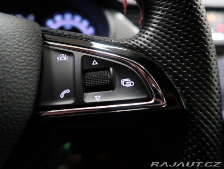 Škoda Octavia 2,0 TSI RS DSG 1 MAJ ČR 2 2017