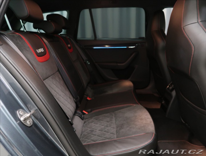 Škoda Octavia 2,0 TSI RS DSG 1 MAJ ČR 2 2017