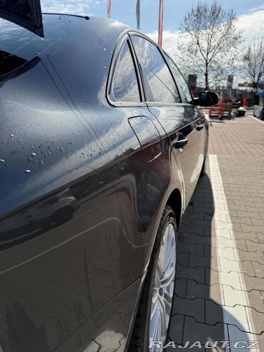 Audi A4 2,0   B8 2010 rok 2010