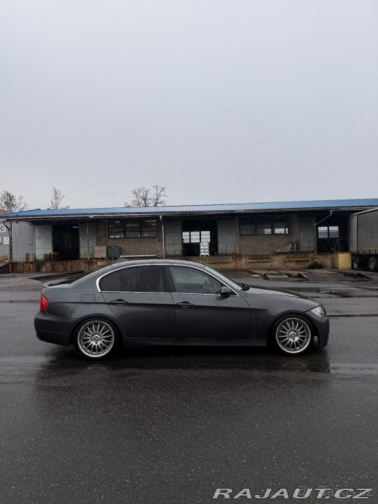 BMW 3 3,0   e90 330i 2007