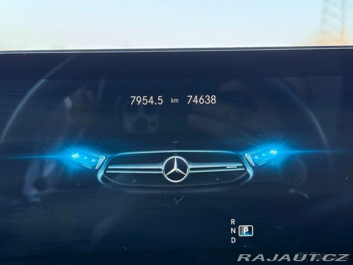 Mercedes-Benz CLA 2,0   35 AMG 4MATIC | 228 2021