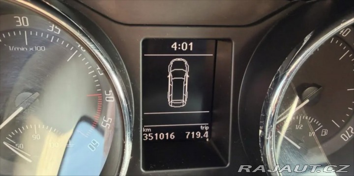 Škoda Superb 2,0   TDI 2012