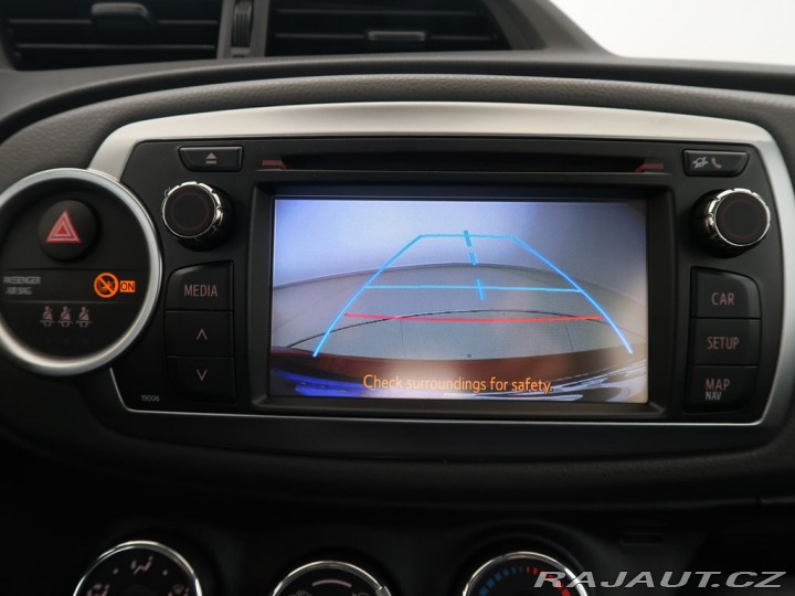 Toyota Yaris 1.33DualVVT-i,CZ,ActiveDe 2012