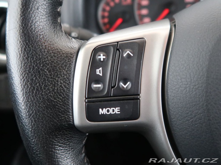 Toyota Yaris 1.33DualVVT-i,CZ,ActiveDe 2012
