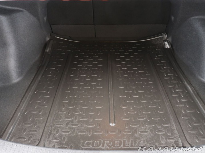 Toyota Corolla 1.8Hybrid,1Maj,CZ,DPH,Sty 2024