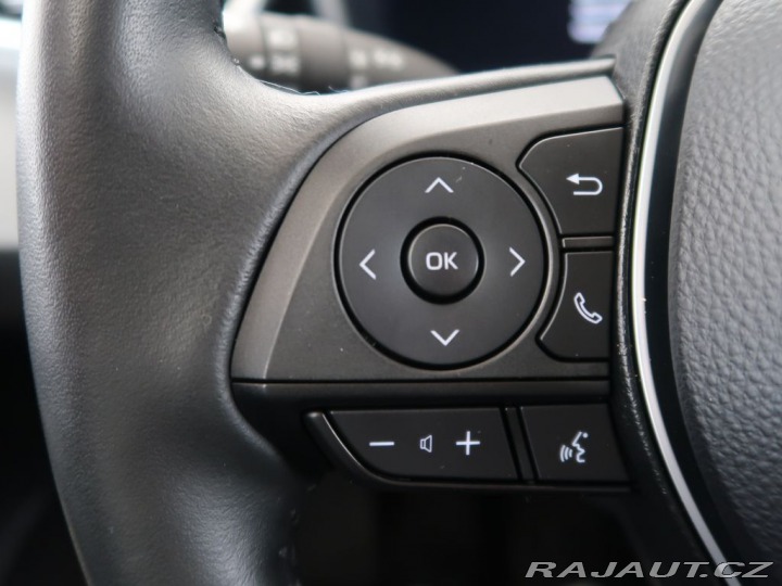 Toyota Corolla 1.8Hybrid,1Maj,CZ,DPH,Sty 2024