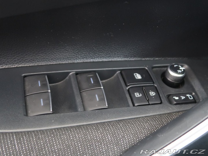 Toyota Corolla 1.8Hybrid,1Maj,CZ,DPH,Sty 2023