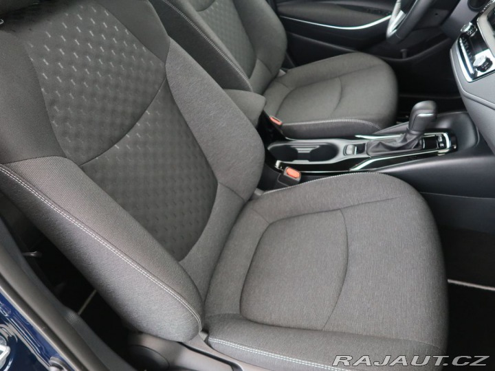 Toyota Corolla 1.8Hybrid,1Maj,CZ,DPH,Sty 2025