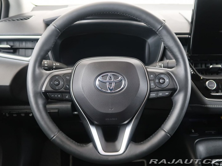 Toyota Corolla 1.8Hybrid,1Maj,CZ,DPH,Sty 2025