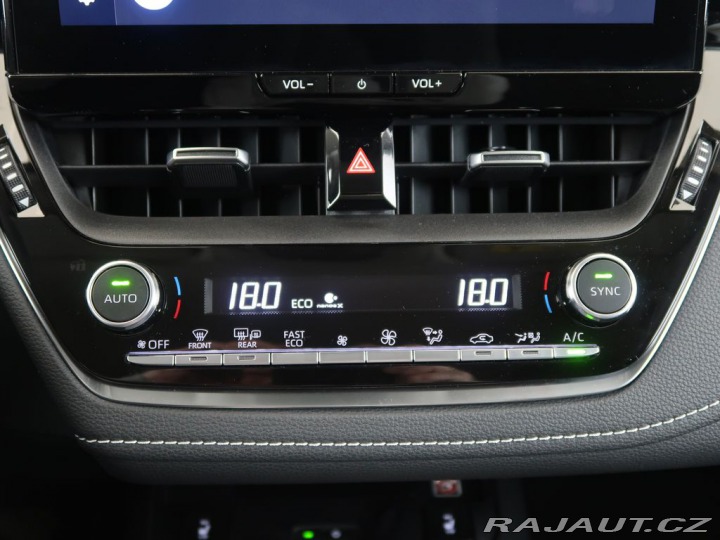 Toyota Corolla 1.8Hybrid,1Maj,CZ,DPH,Sty 2025