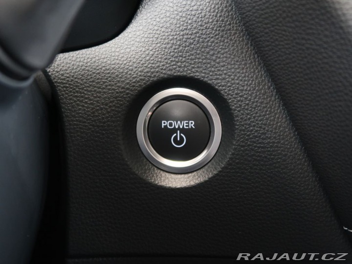 Toyota Corolla 1.8Hybrid,1Maj,CZ,DPH,Sty 2025