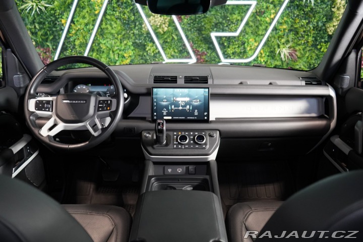 Land Rover Defender D250*110*HSE*NEZ.TOP*PANO 2022