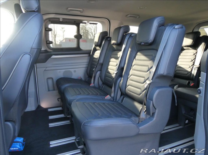 Ford Tourneo Custom 2,0 L2,TITANIUM X,8Míst,A 2026