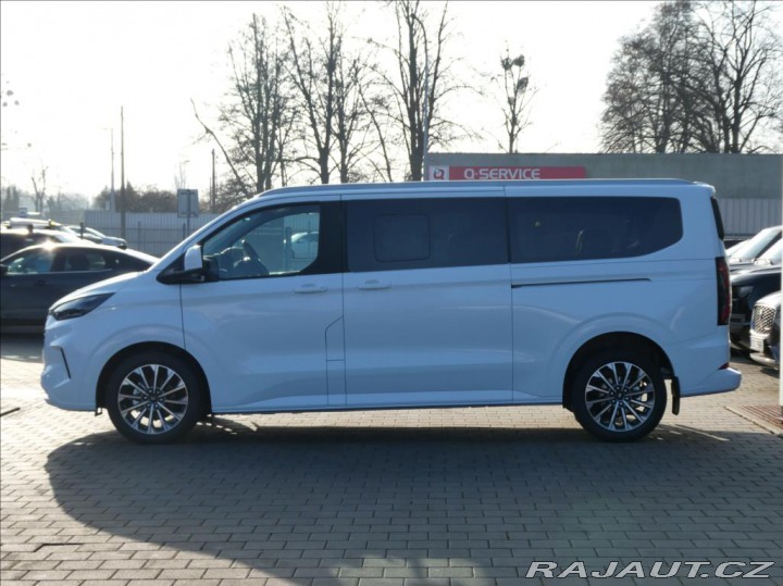 Ford Tourneo Custom 2,0 L2,TITANIUM X,8Míst,A 2026