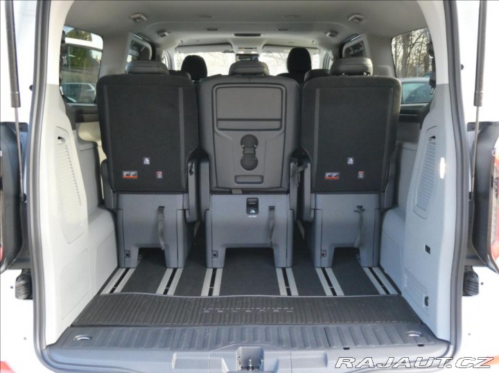 Ford Tourneo Custom 2,0 L2,TITANIUM X,8Míst,A 2026