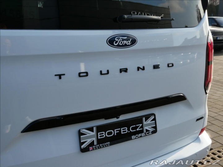 Ford Tourneo Custom 2,0 L2,TITANIUM X,8Míst,A 2026