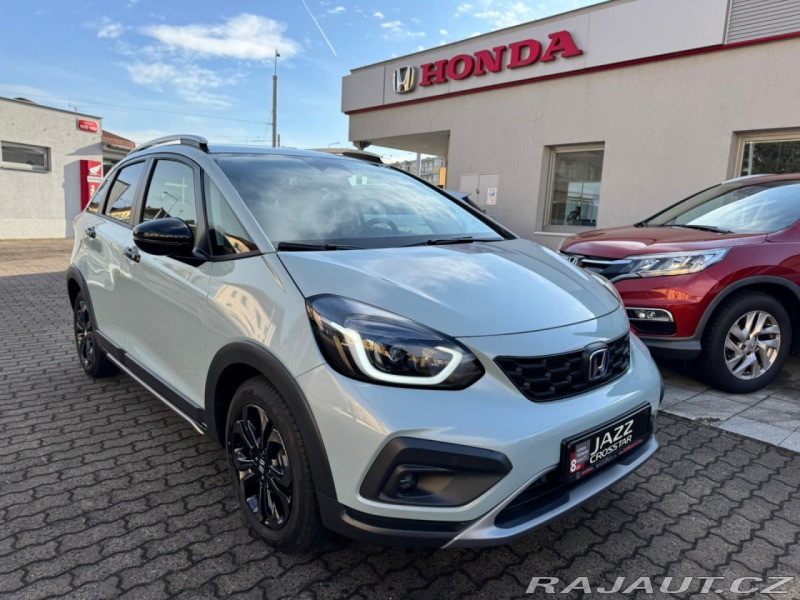 Honda Jazz Crosstar 1.5 e:HEV Předvá