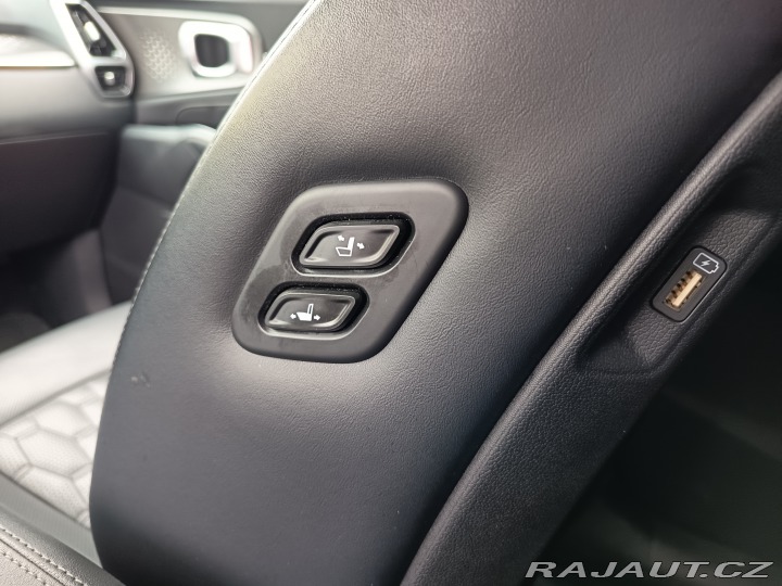 Kia Sorento 2,2CRDI Platinum AWD ČR 2020