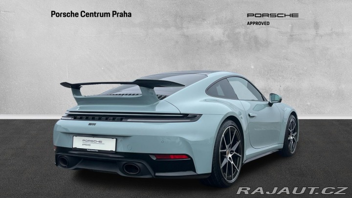 Porsche 911 Carrera 2024