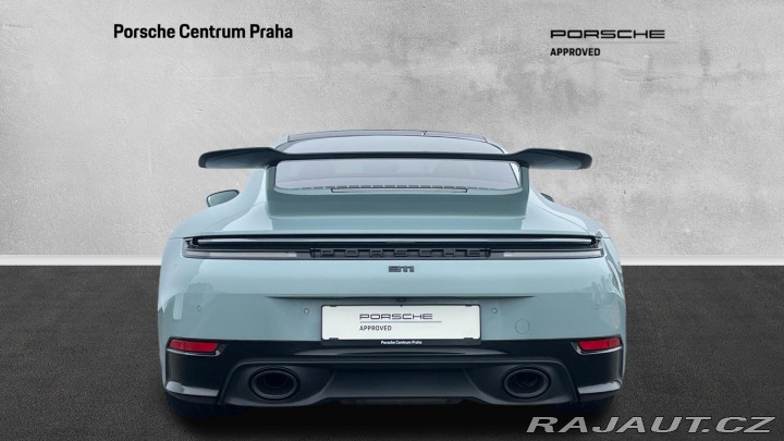 Porsche 911 Carrera 2024