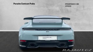 Porsche 911 Carrera 2024