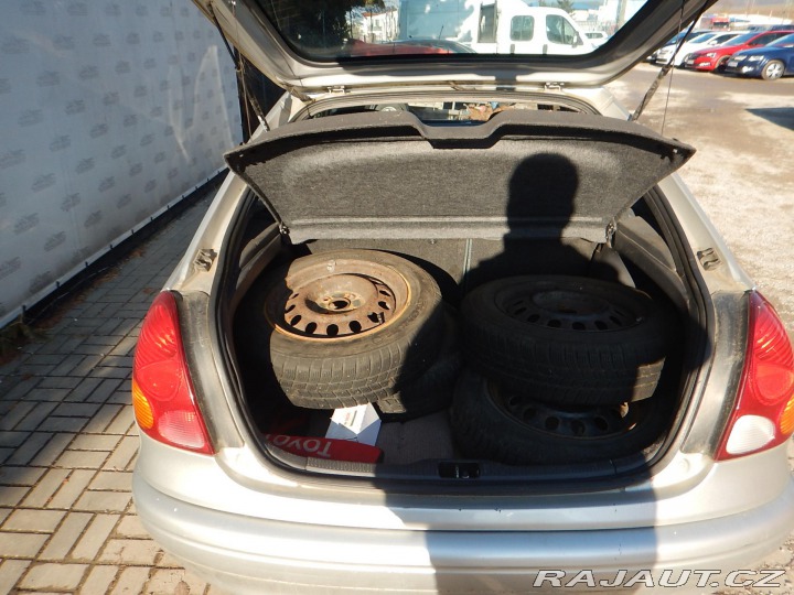 Toyota Corolla 1.4 VVTi, KLIMA 2001