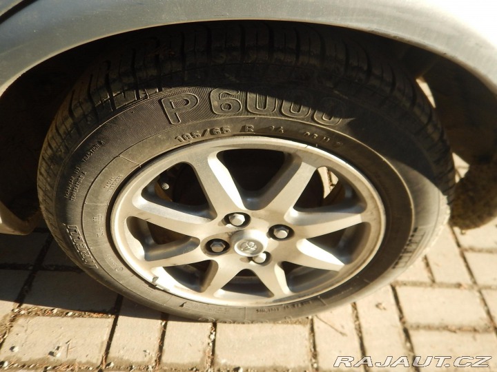 Toyota Corolla 1.4 VVTi, KLIMA 2001