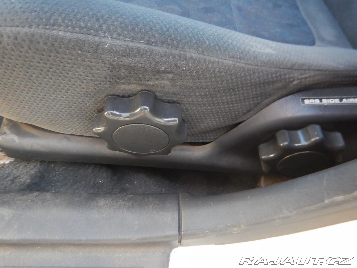 Toyota Corolla 1.4 VVTi, KLIMA 2001