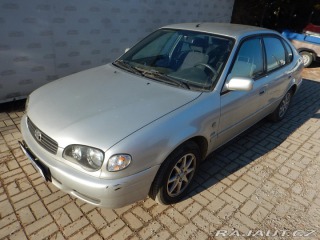 Toyota Corolla 1.4 VVTi, KLIMA 2001