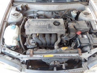 Toyota Corolla 1.4 VVTi, KLIMA 2001