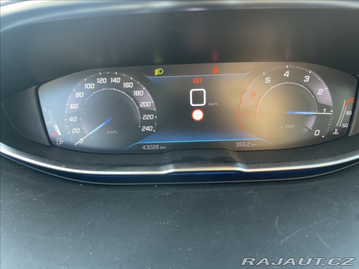 Peugeot 3008 1,2 PureTech 96kw LED, Ka 2022