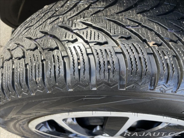 Peugeot 3008 1,2 PureTech 96kw LED, CZ 2022