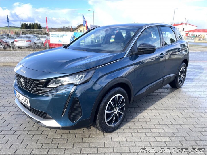 Peugeot 3008 1,2 PureTech 96kw LED, CZ 2022