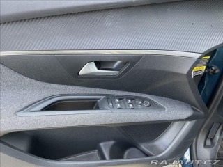 Peugeot 3008 1,2 PureTech 96kw LED, CZ 2022