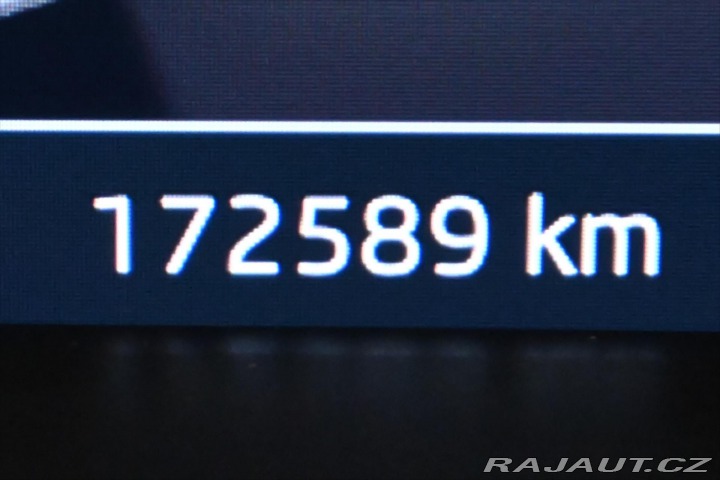 Škoda Superb 2,0 TDI 110 kW DSG Záruka 2022