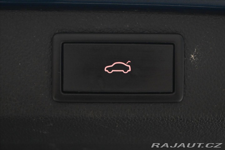 Škoda Superb 2,0 TDI 110 kW DSG Záruka 2022