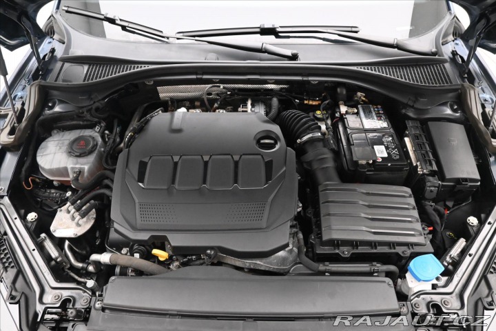 Škoda Superb 2,0 TDI 110 kW DSG Záruka 2022