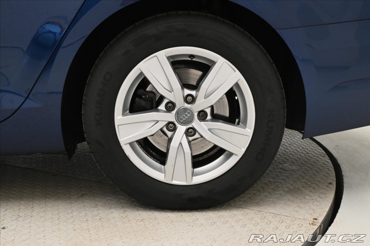 Audi A4 2,0 TDI 110 kW ULTRA Záru 2017