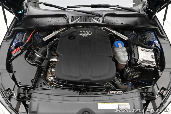 Audi A4 2,0 TDI 110kW ULTRA Záruk 2017