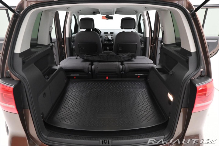 Volkswagen Touran 1,6 TDI 77kW DSG Záruka a 2014
