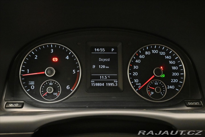 Volkswagen Touran 1,6 TDI 77kW DSG Záruka a 2014
