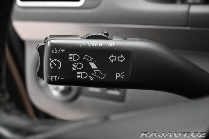 Volkswagen Touran 1,6 TDI 77 kW DSG Záruka 2014