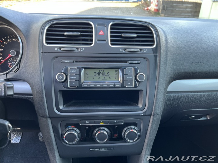 Volkswagen Golf 1,6 MPi 75kW VI. 5dv. 2009